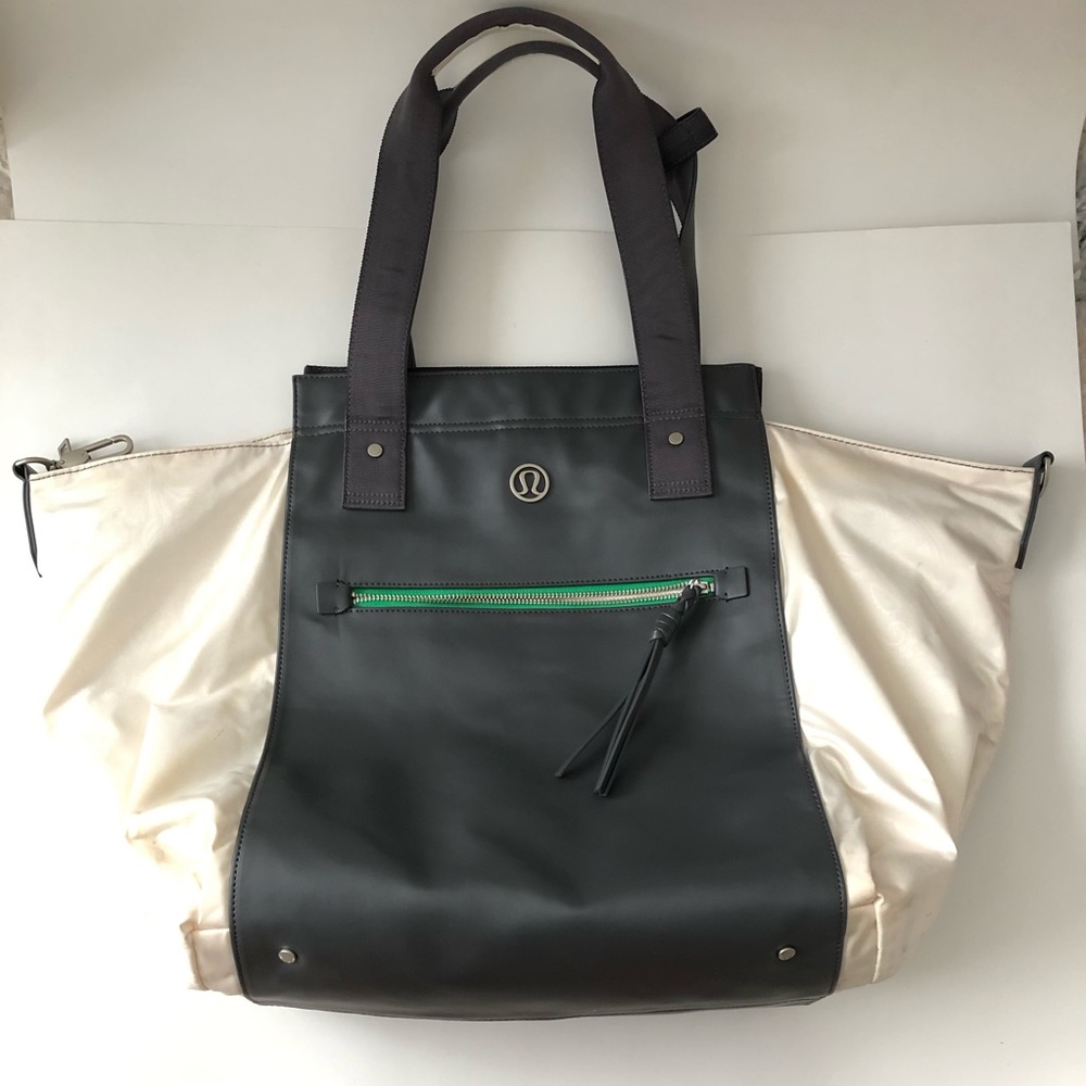 Lululemon gym bag cream/Grey/green